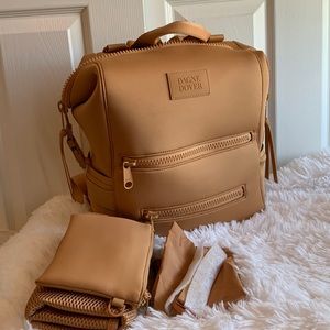 EUC Dagne Dover medium indi pinto